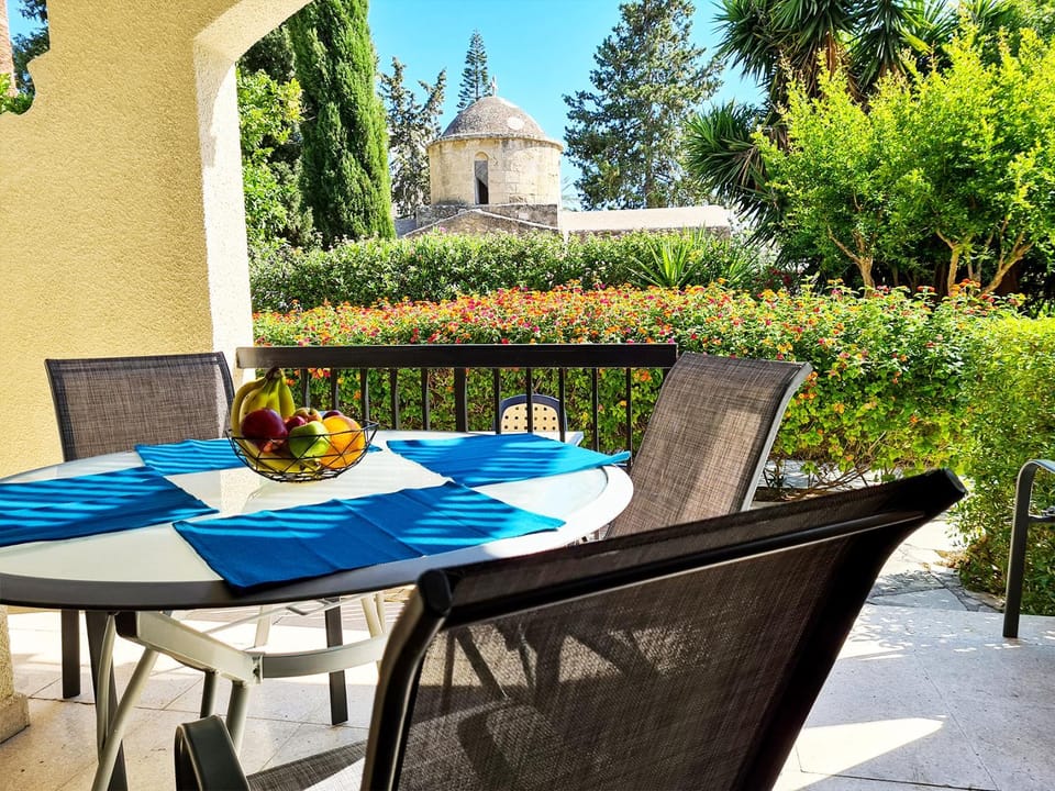 Patio, Garden