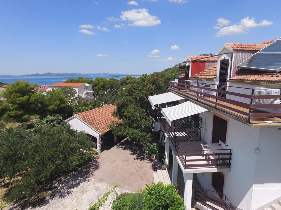 Neighbourhood, Bird's eye view, Balcony/Terrace, City view, Garden view, Sea view