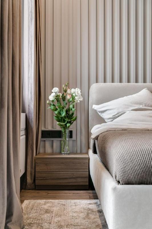 Bed, Seating area