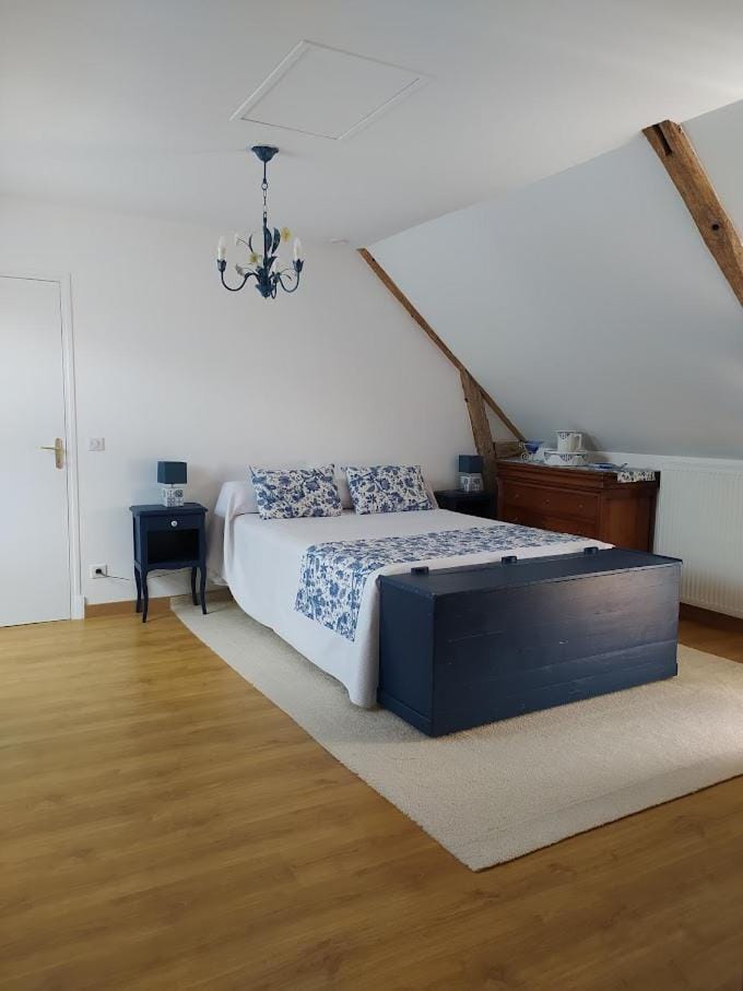Les Ormeaux Bed and Breakfast in Centre-Val de Loire
