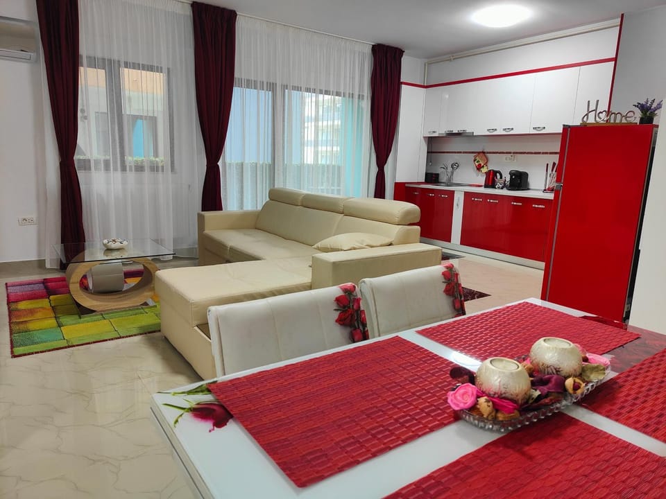 Living room, Dining area