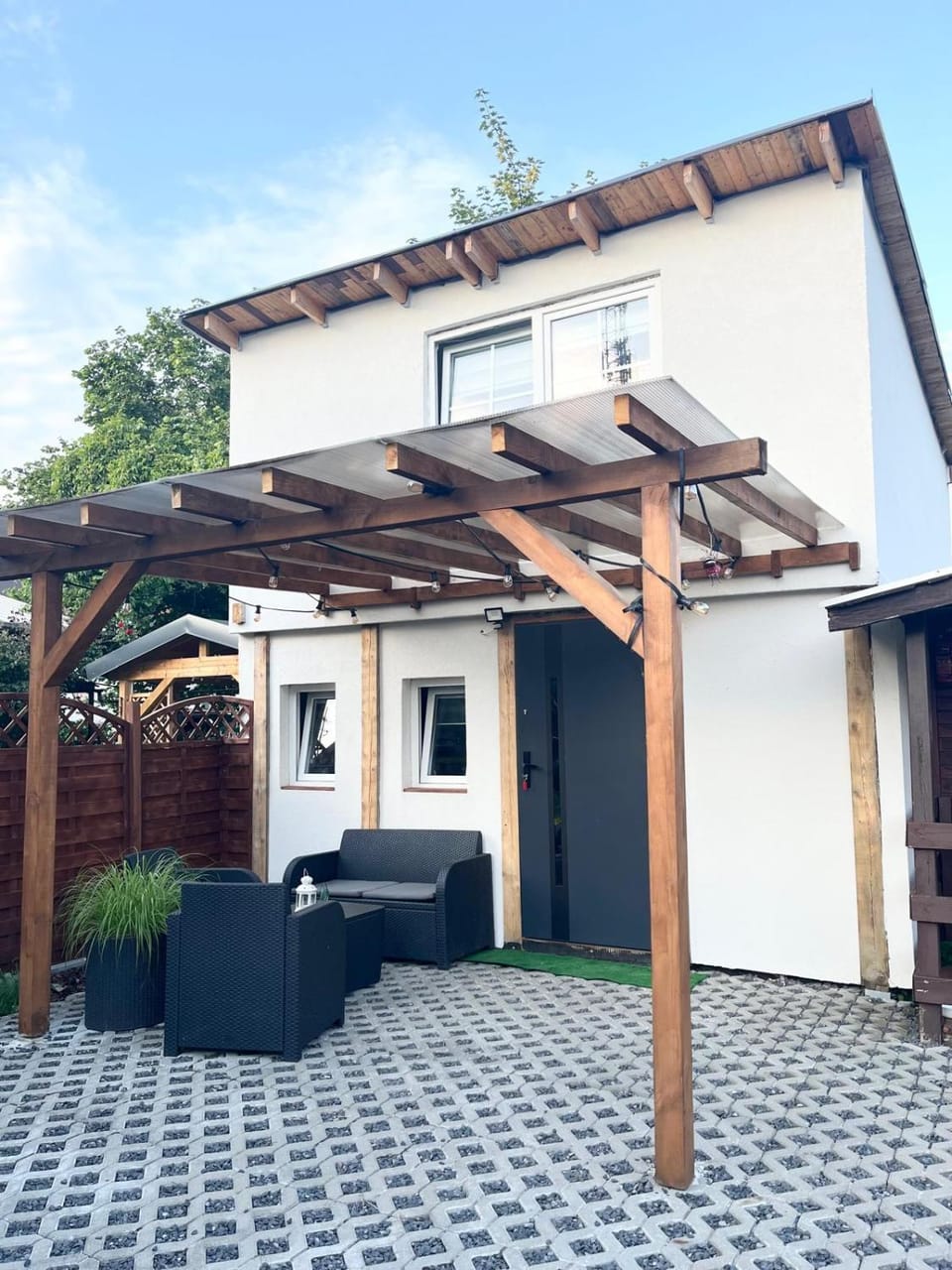 Property building, Garden