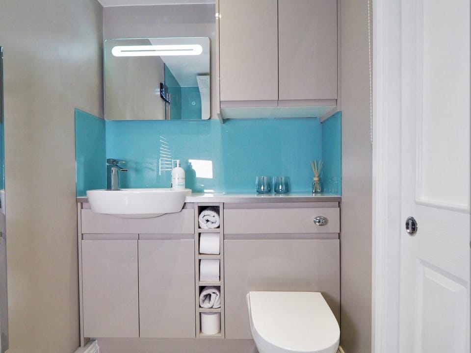 Toilet, Bathroom, Kitchen or kitchenette