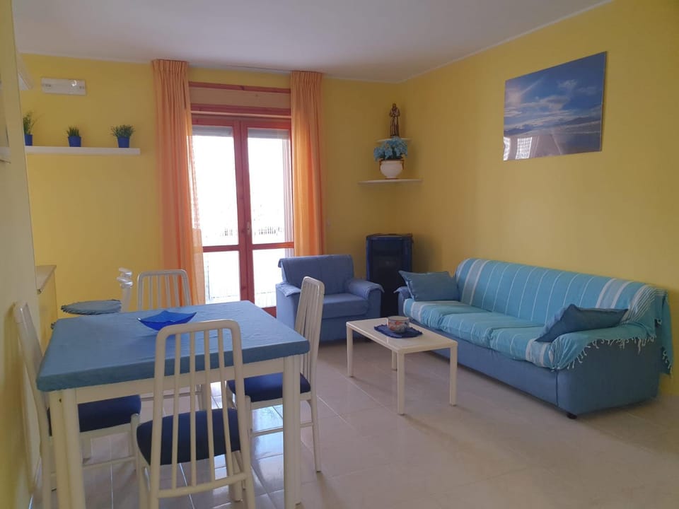 Calypso Bed and Beach Apartment in Campania