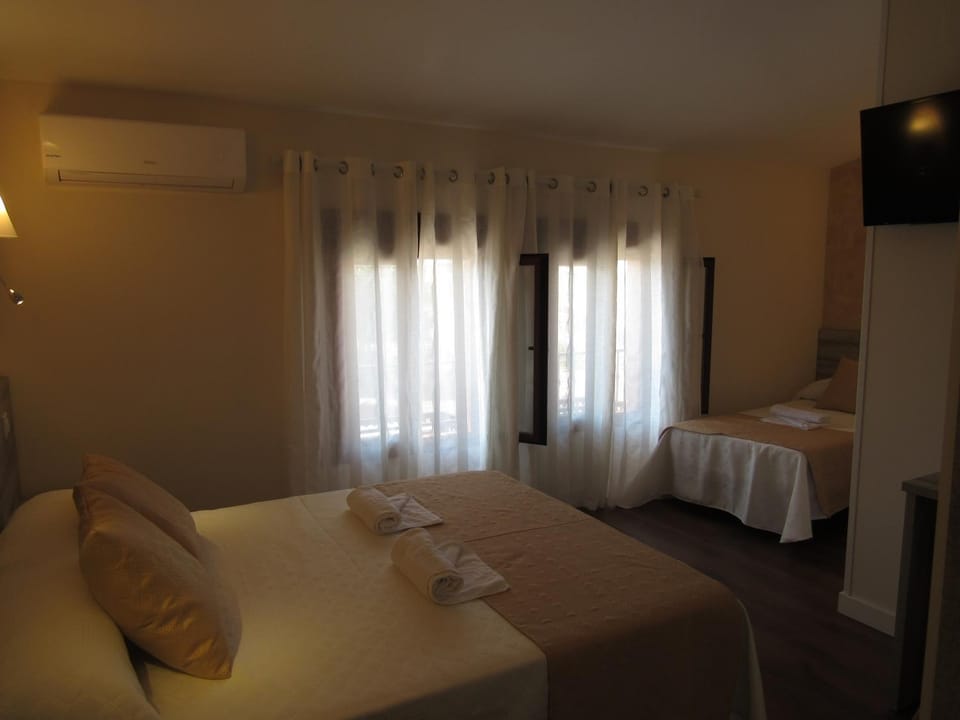 Albergue El Encuentro Hostel in Extremadura, Spain