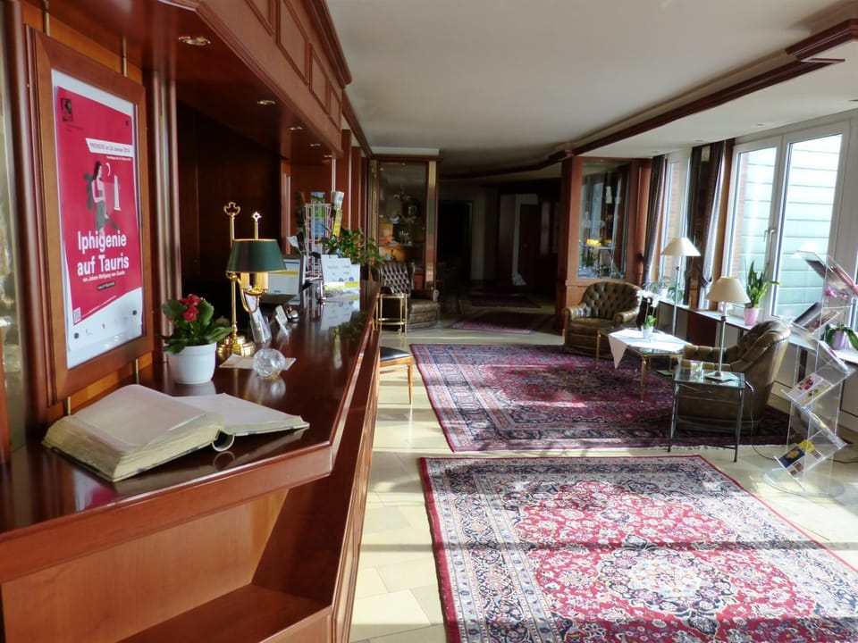 Lobby or reception, Decorative detail