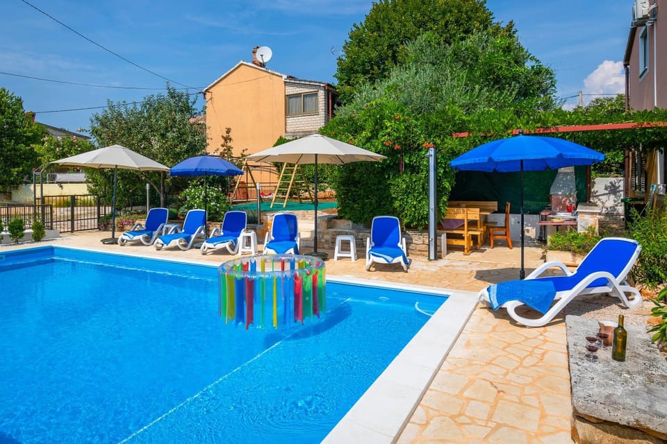 BBQ facilities, Children play ground, Pool view, Swimming pool, Swimming pool, Entertainment