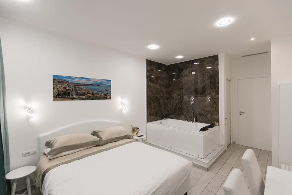 Hot Tub, Hot Tub, Photo of the whole room