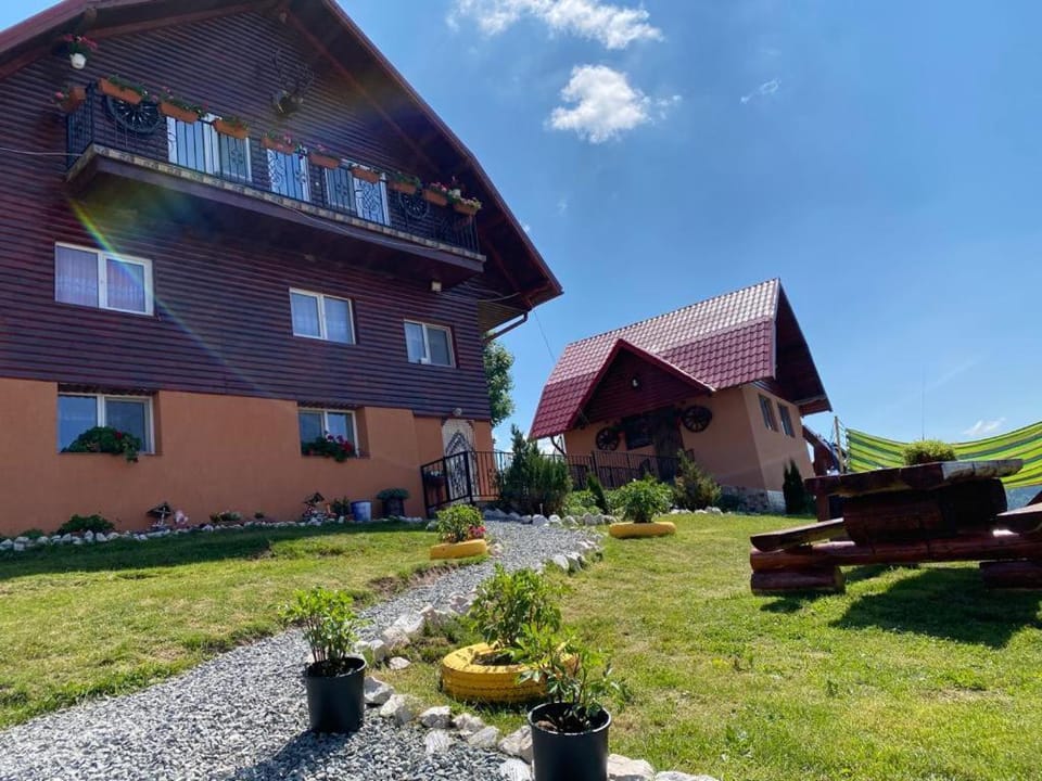 Cabana Popasul Vânătorului Bed and Breakfast in Cluj County