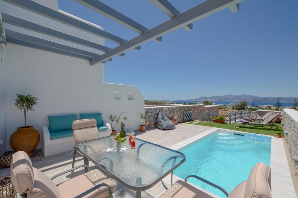 Pool view, Sea view, Swimming pool