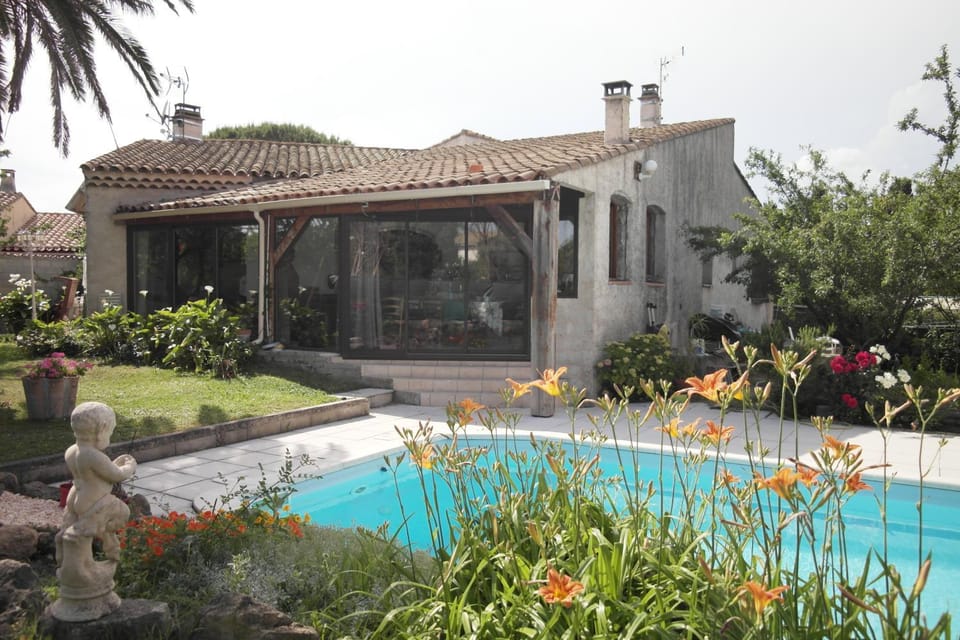 Staff, People, Activities, Garden view, Pool view, Pool view, Family