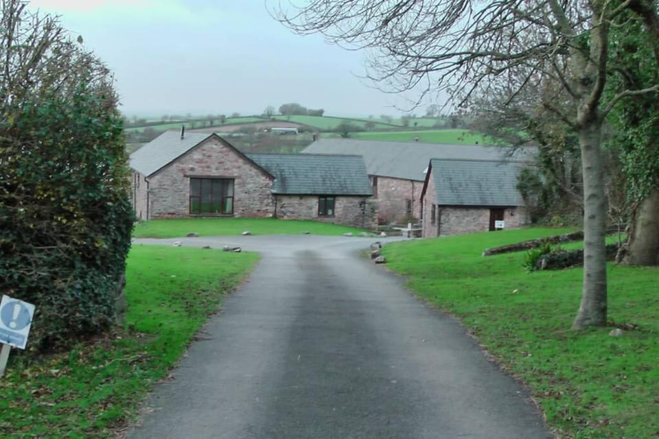 Facade/entrance, Garden view