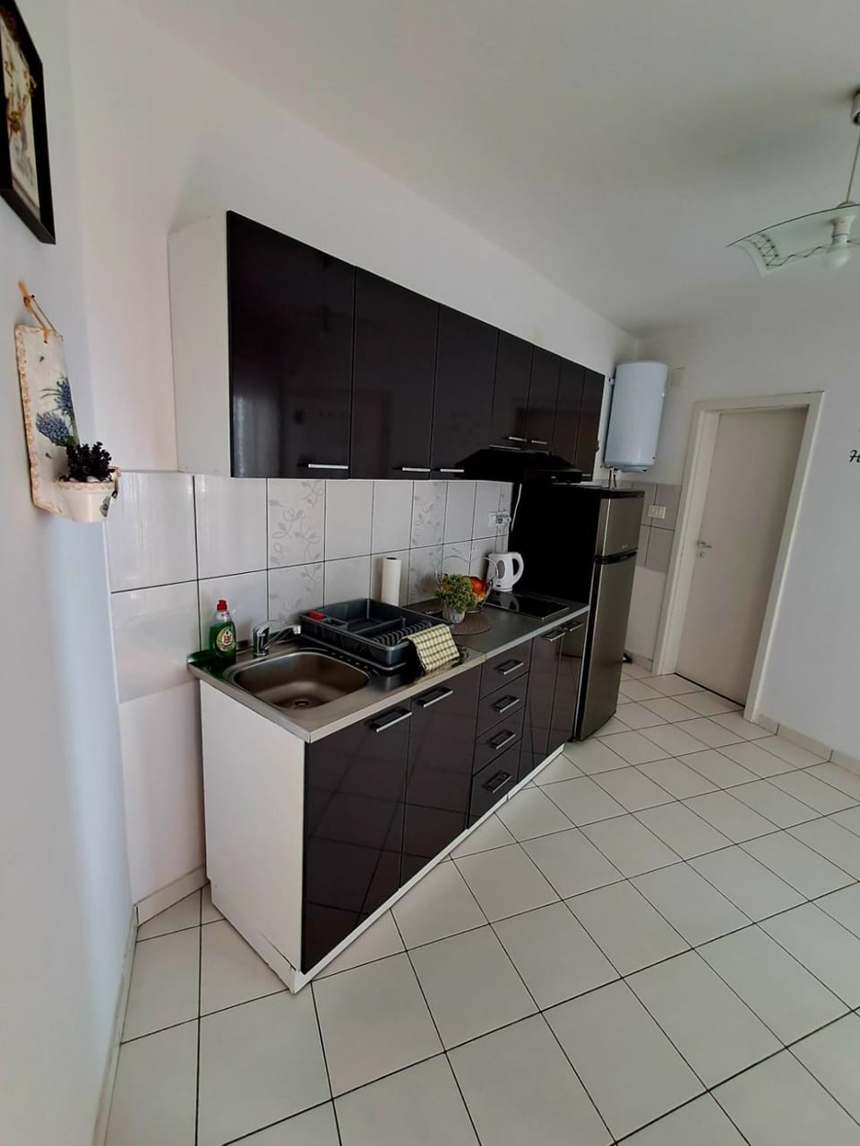 Coffee/tea facilities, internet, internet, stove, kitchen