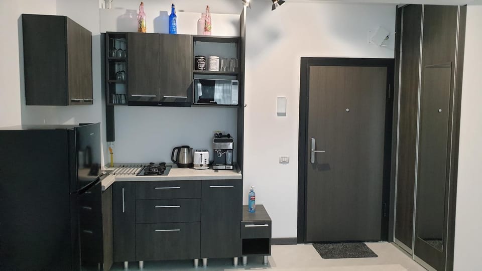 Kitchen or kitchenette, On site