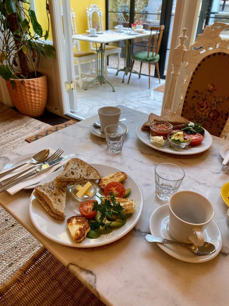 Breakfast, Breakfast, Continental breakfast