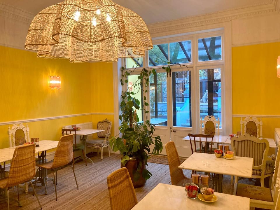 Property building, Restaurant/places to eat, Garden, Garden, Breakfast, Internal: Not applicable to any particular room