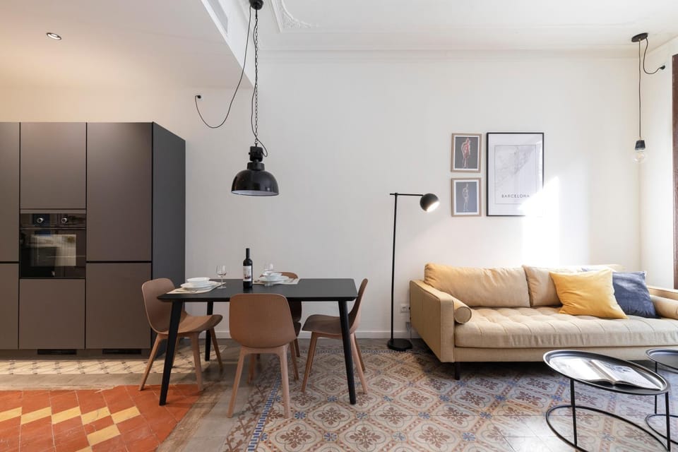 Living room, Seating area, Dining area
