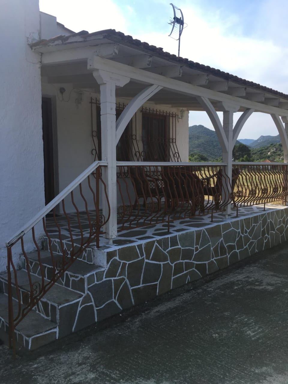 Facade/entrance, Balcony/Terrace