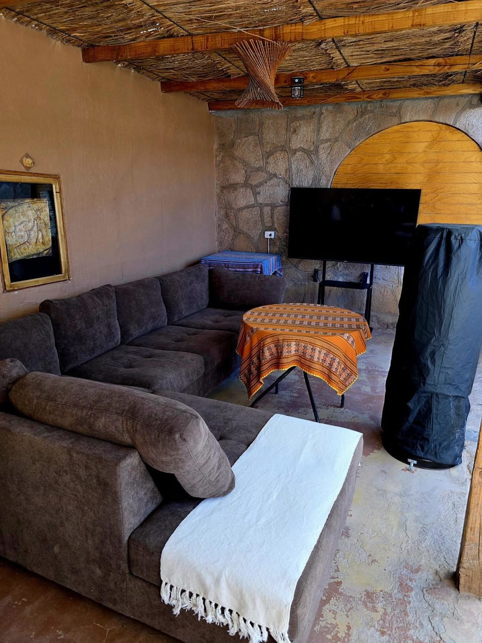 Communal lounge/ TV room