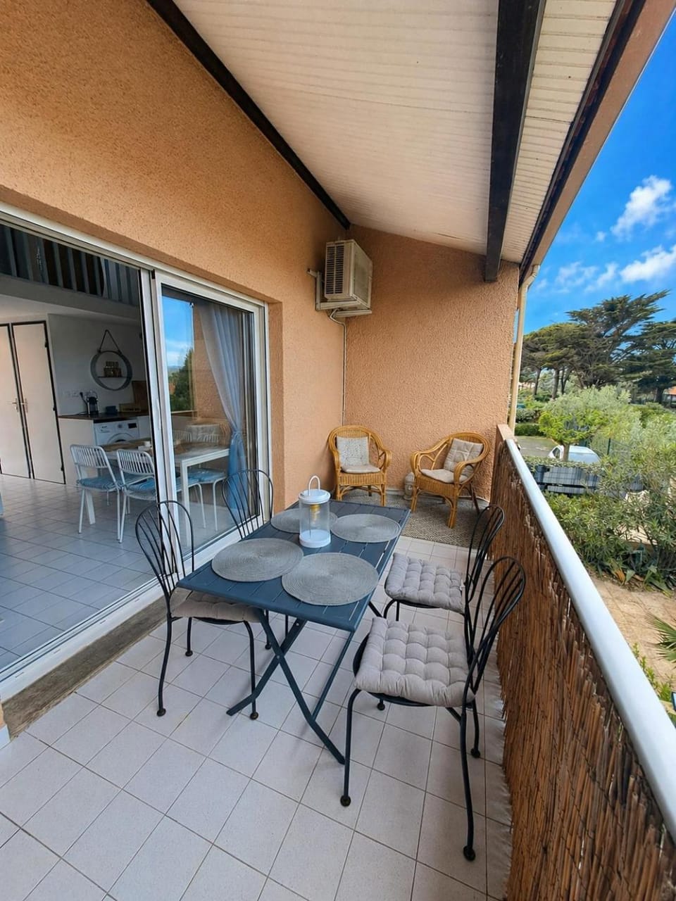 les pieds dans l eau ! Apartment in Gruissan