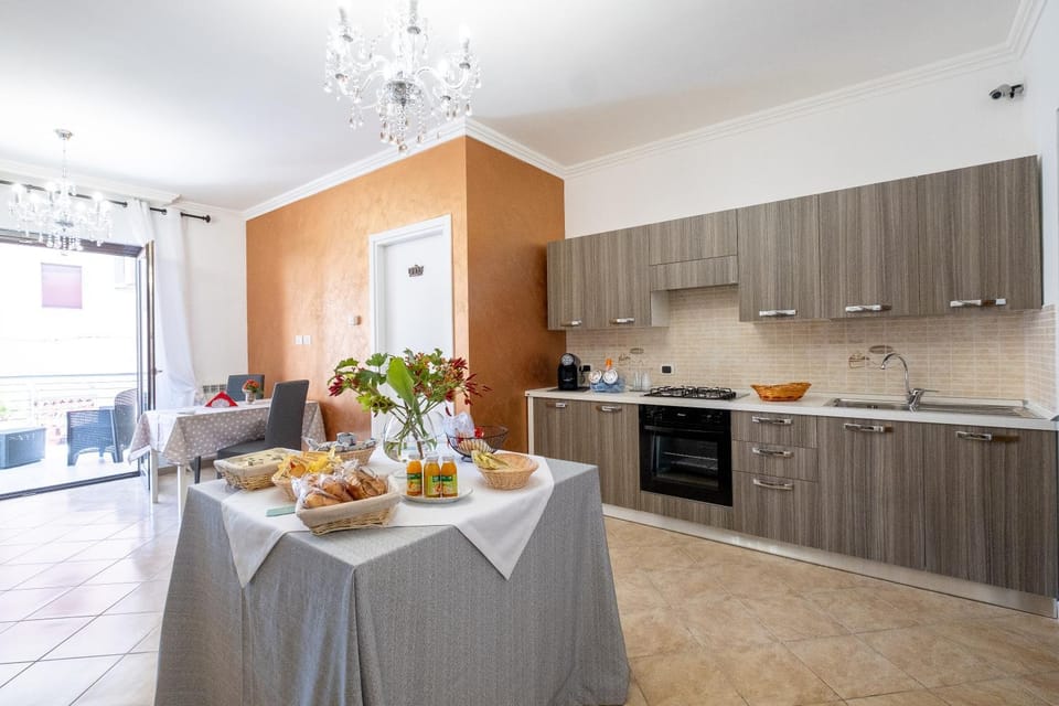Lounge or bar, Food and drinks, Communal kitchen, Breakfast