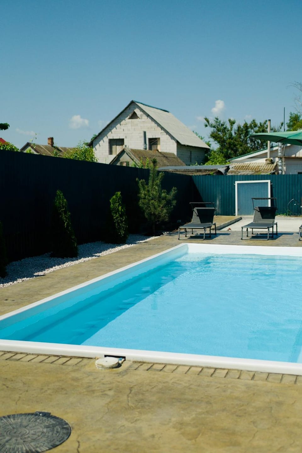 Day, Pool view, Swimming pool, sunbed