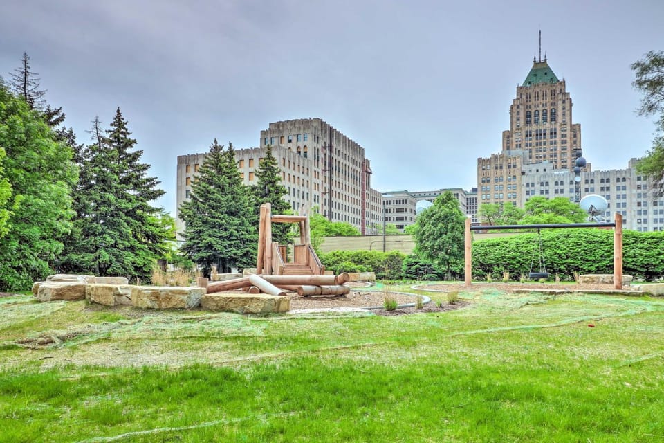 Urban Escape with Patio - 2 Mi to Downtown Detroit! House in Detroit