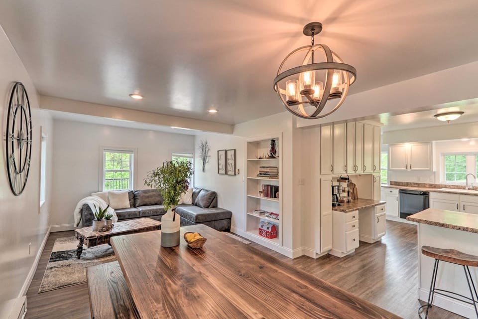 The Millersburg Mountain House Getaway w/ Gazebo! House in Pennsylvania