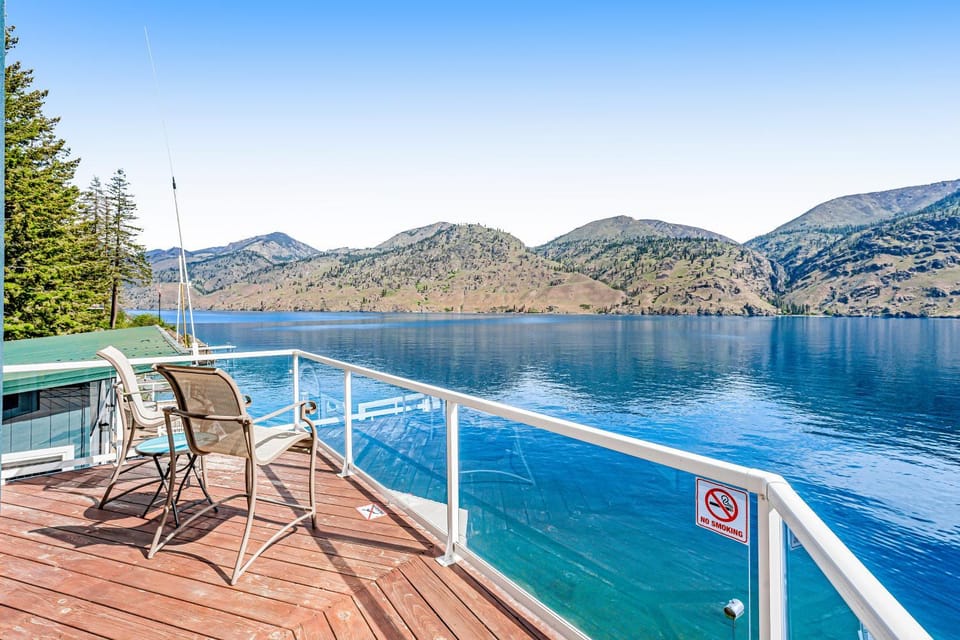 Waterfront Wonderland House in Lake Chelan