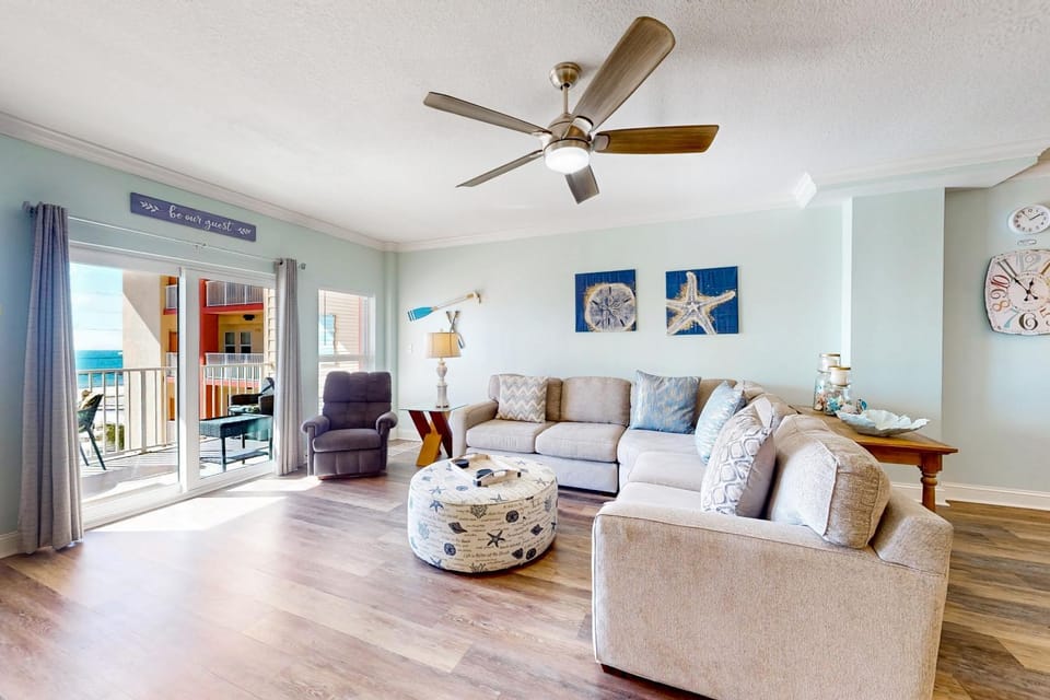 Paradise Shores 305 Apartment in Mexico Beach