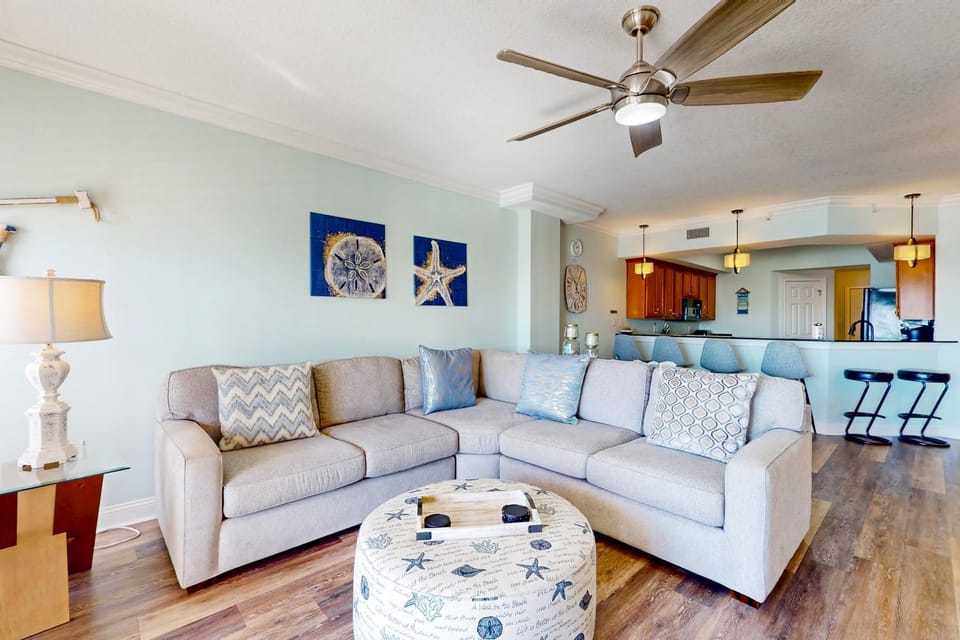 Paradise Shores 305 Apartment in Mexico Beach