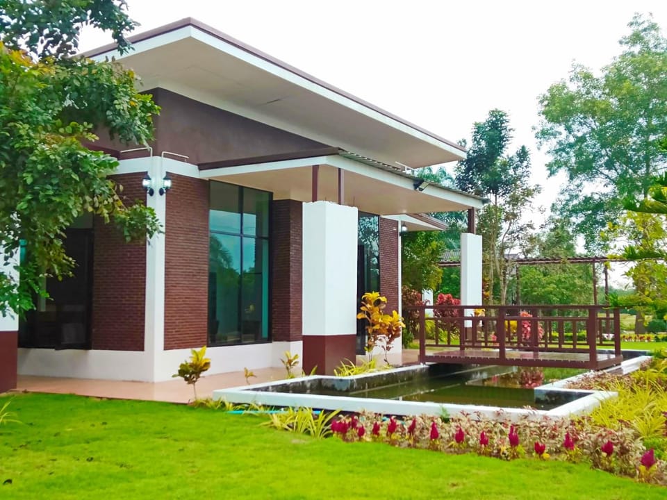 Sunflora Resort Chumphon Resort in Thailand