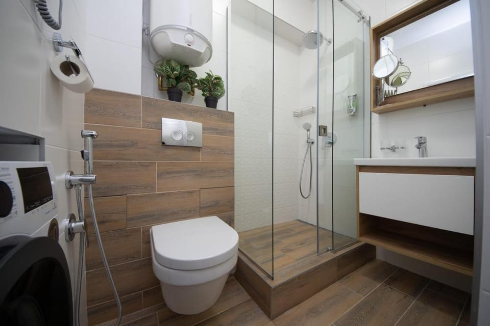 Bathroom, Bath