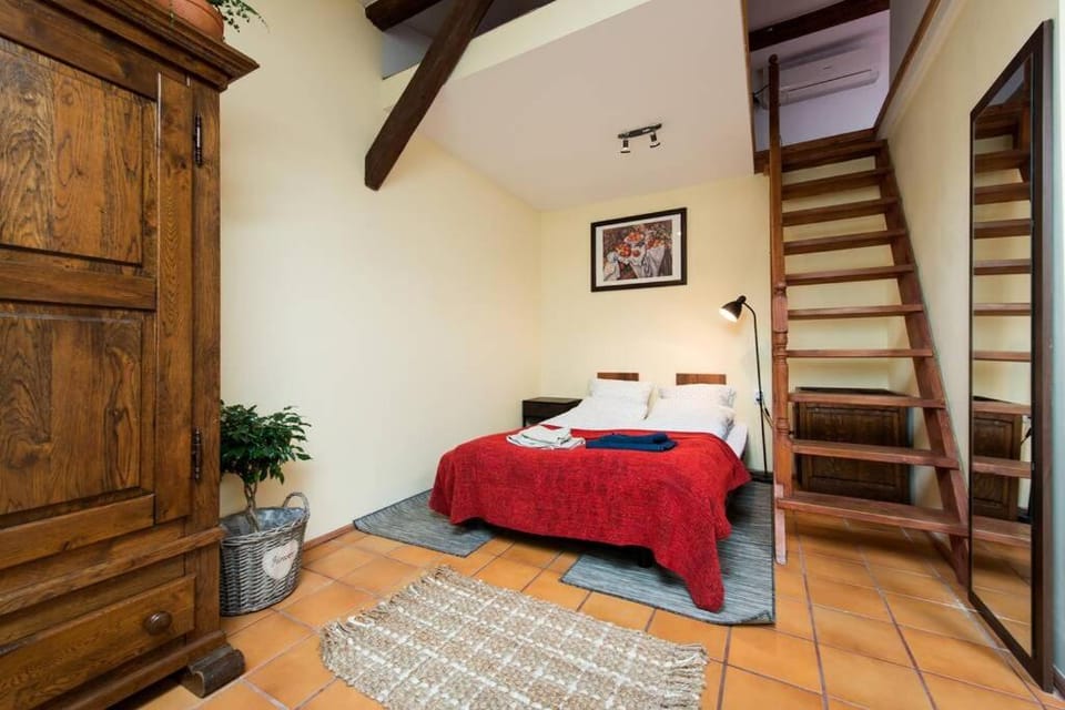 Bright loft in amazing location Apartment in Krakow