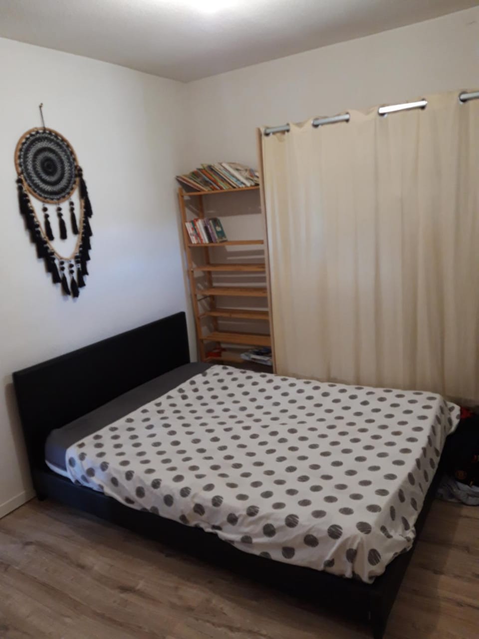 Property building, Bed, Bedroom