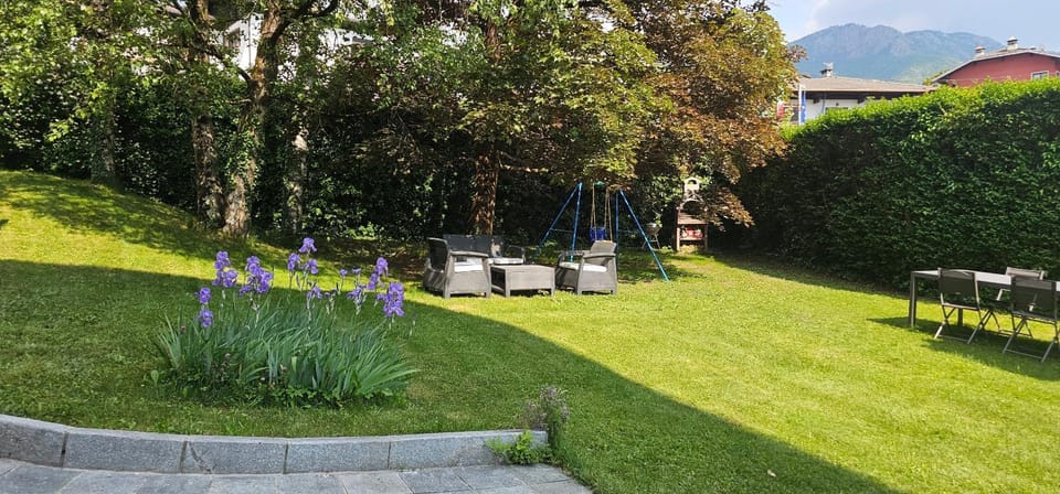 Garden, Garden view