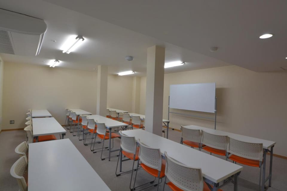 Meeting/conference room