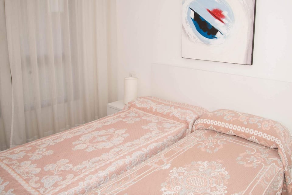 Bed, bunk bed