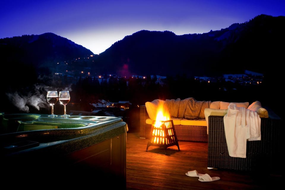 Night, Hot Tub, Mountain view