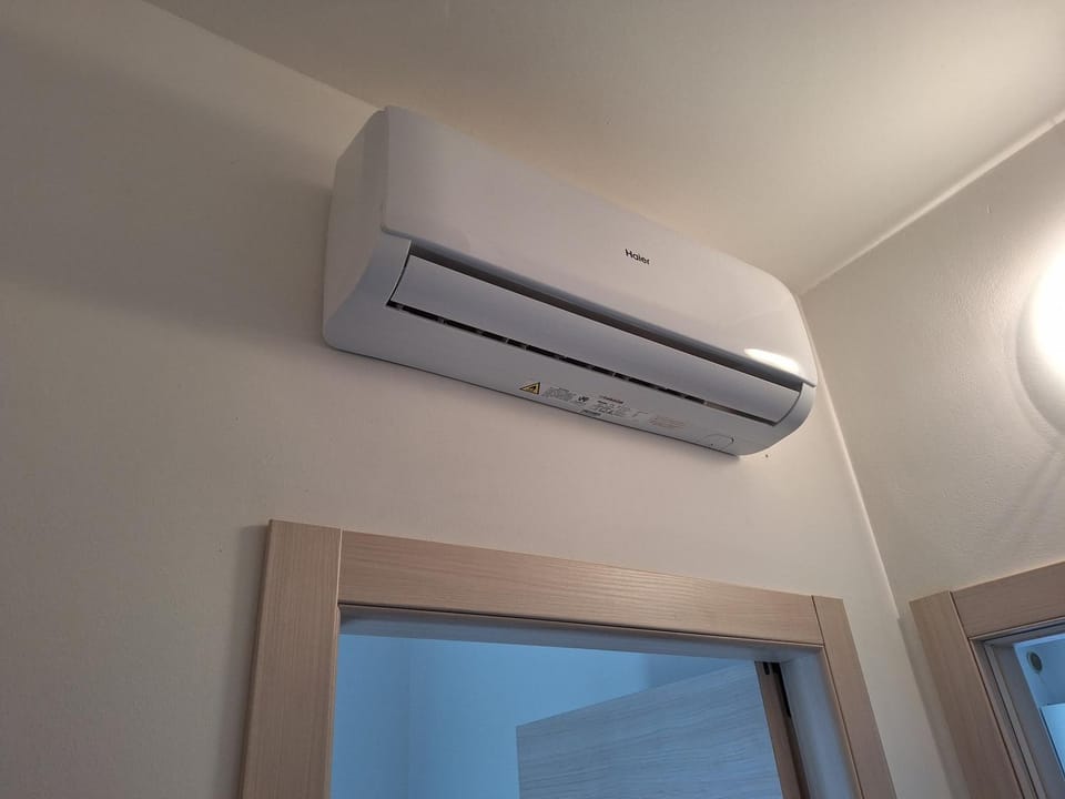 internet, air conditioner