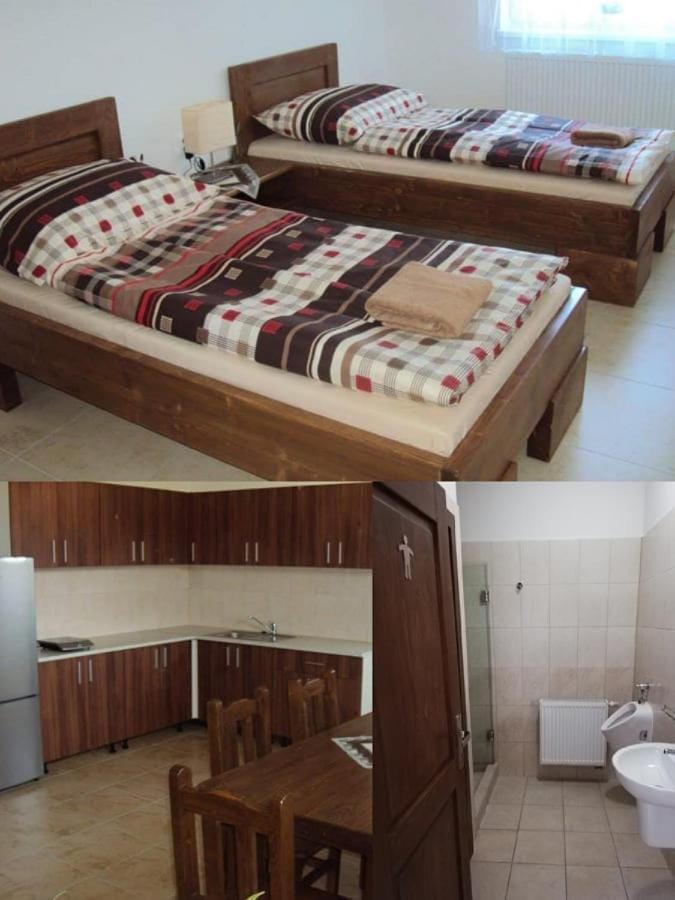 Kitchen or kitchenette, Photo of the whole room