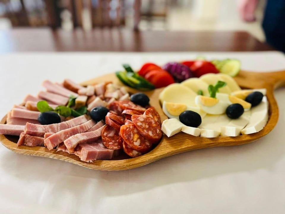 Pensiunea Cleja Bed and Breakfast in Cluj County