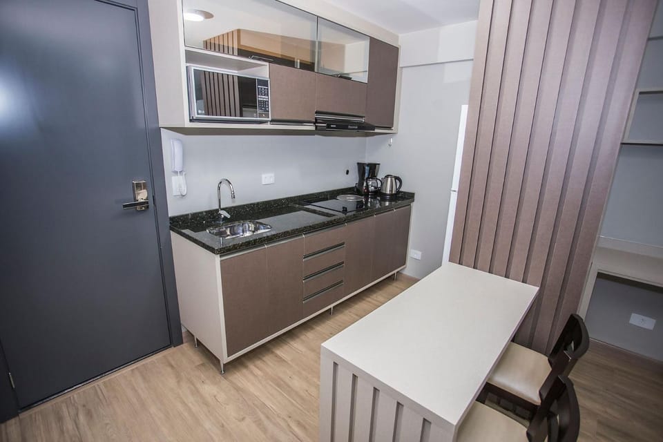 Studio com Cama e Sofá-Cama de Casal - ALL2011 Apartment in Curitiba