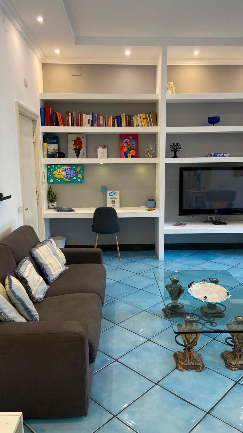 Library, Lounge or bar