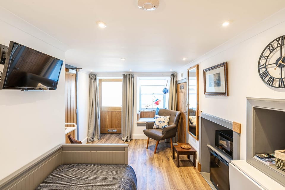 Old Rope Store Apartment in Pittenweem