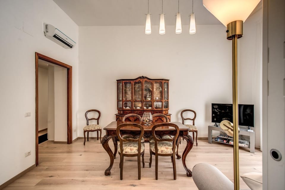 Lounge or bar