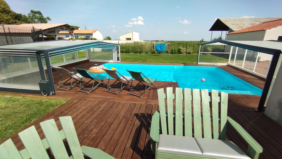 Balcony/Terrace, Garden view, Swimming pool, Swimming pool