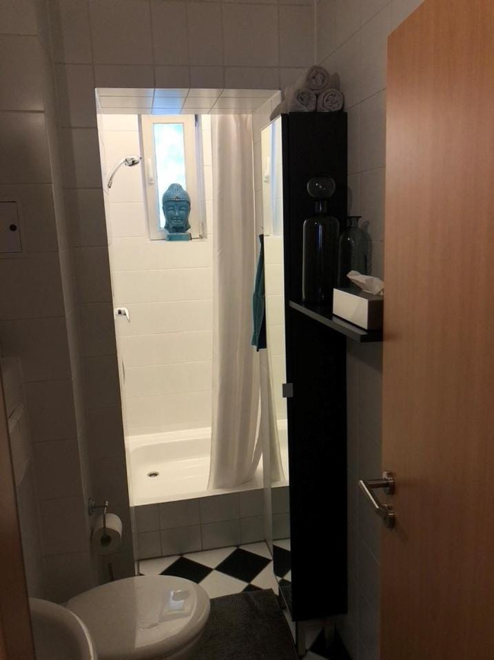 Gemütliche 2 Zimmer Wohnung neben der Burg Apartment in Halle Saale