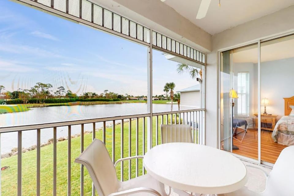 Green Link Paradise House in Lely Resort