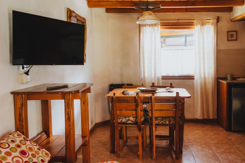 Property building, TV and multimedia, Living room, Dining area